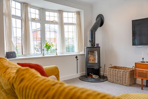 Lounge- click for photo gallery